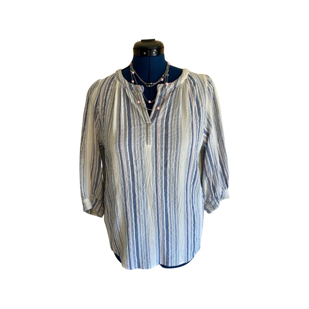 Chaps Women size M pink/blue/white blouse